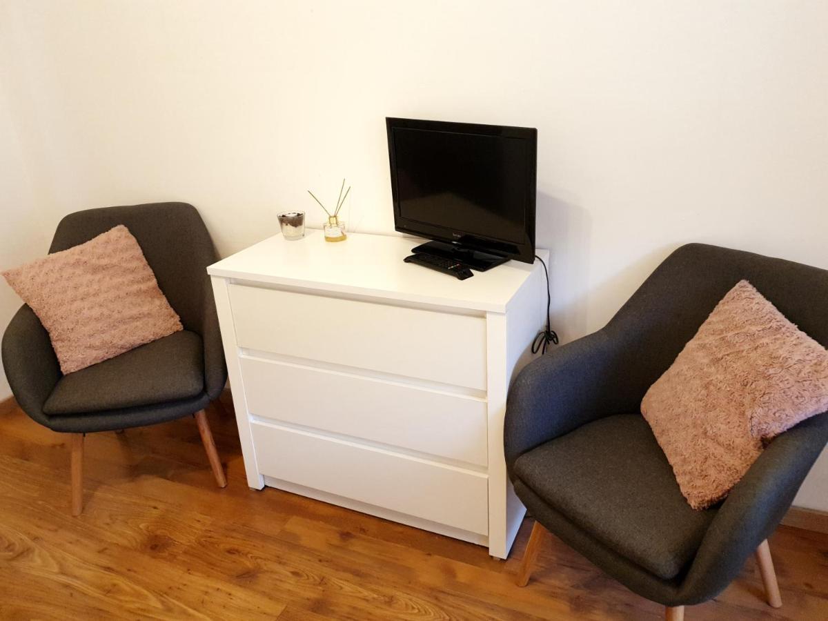 Apartman Bystrica City & Parking バンスカー・ビストリツァ エクステリア 写真