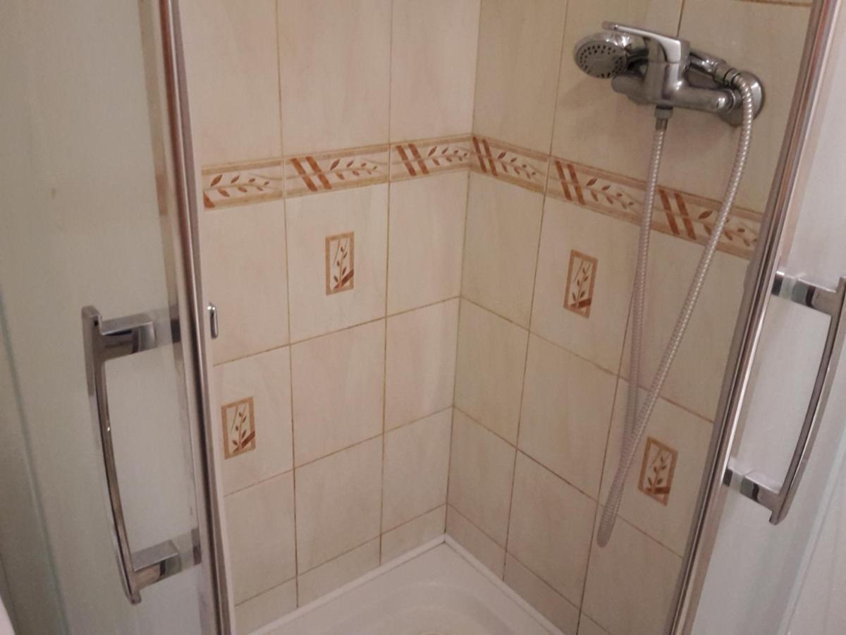 Apartman Bystrica City & Parking バンスカー・ビストリツァ エクステリア 写真